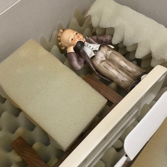 Vintage Hummel Goebel 788/A Hello Perpetual Calendar Collectible Figurine - Picture 11 of 15